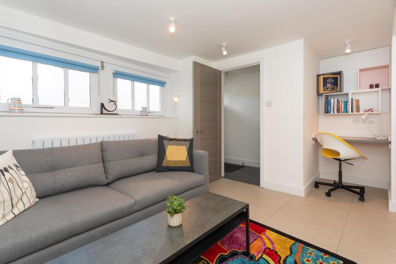 The Blue Door Apartment Bath Luaran gambar