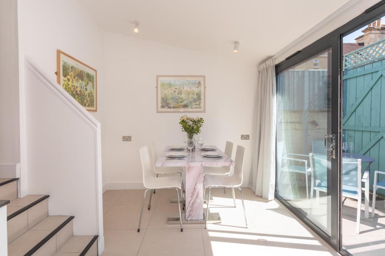 The Blue Door Apartment Bath Luaran gambar